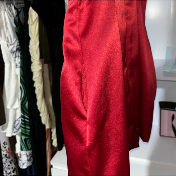 Red mini dress - Picture 4 of 5